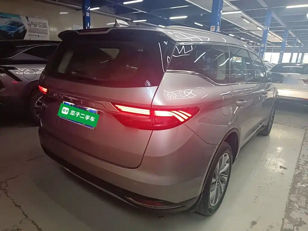 Фото 7 - Geely Jiaji