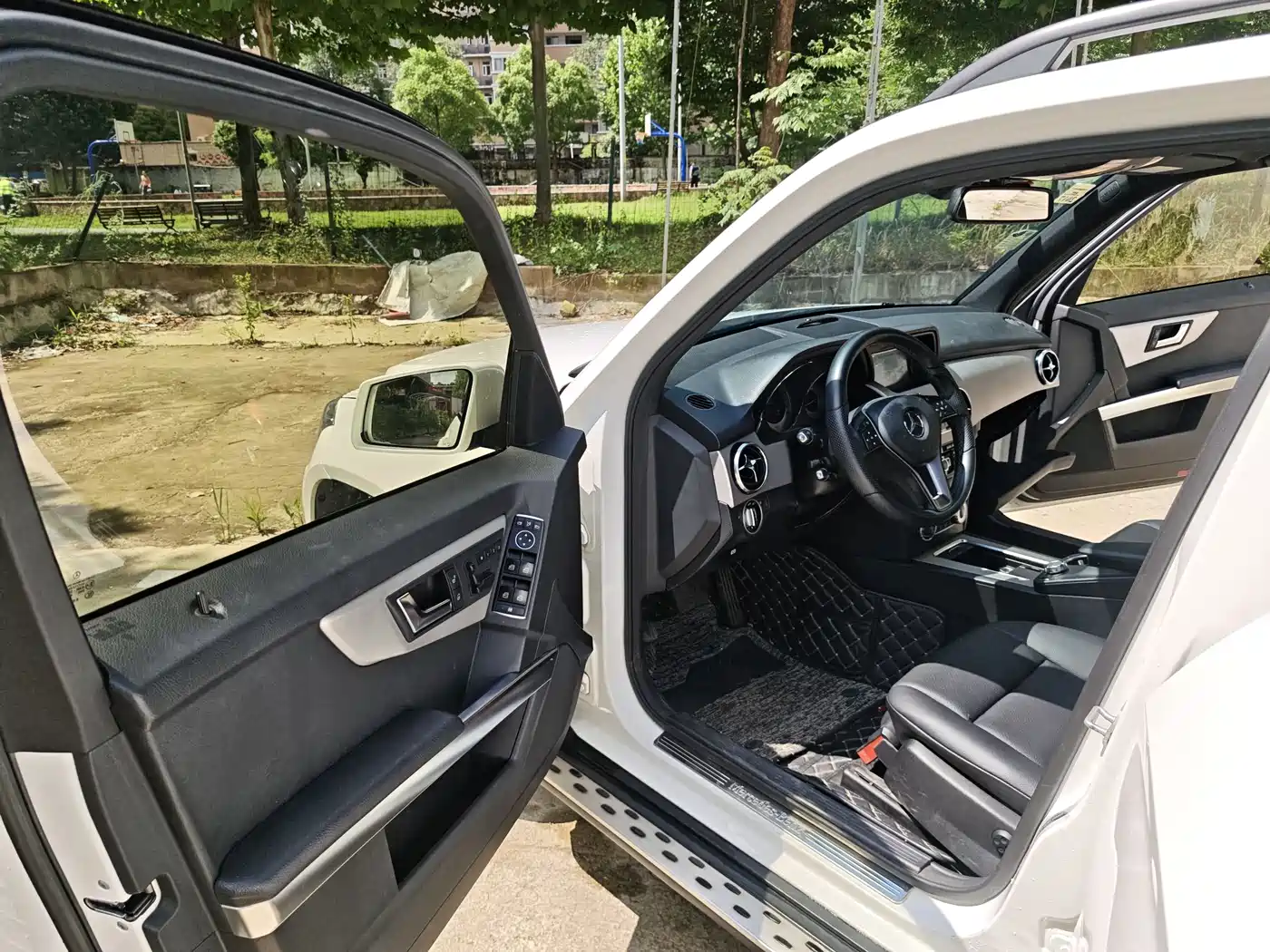 Mercedes-Benz GLK-Class 2013 GLK 300 4MATIC Dynamic фото 11