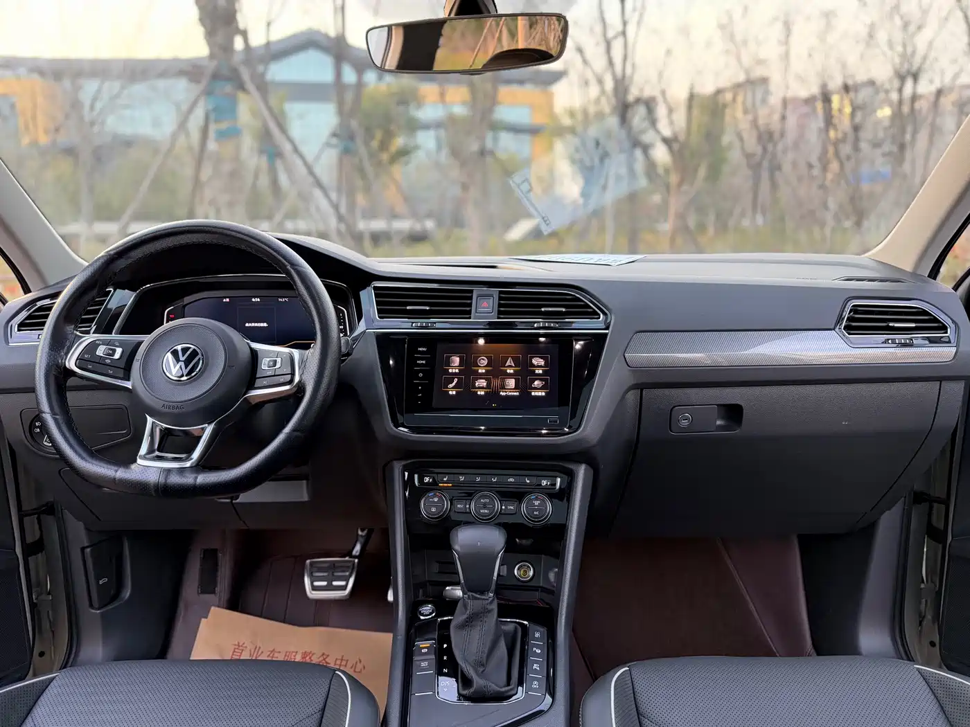 Volkswagen Tiguan L 2021 330TSI Automatic 2WD R-Line Flagship фото 7