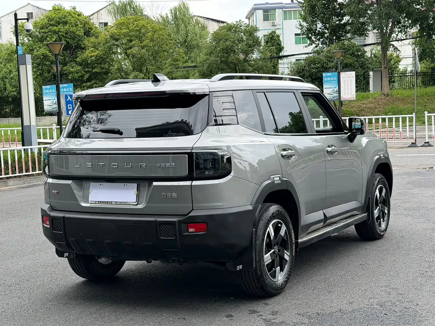 Jetour Freedom 2025 2025 1.5TD DCT Explorer