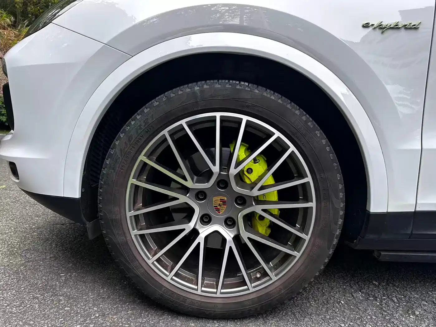 Porsche Cayenne New Energy 2022 Cayenne E-Hybrid 2.0T Platinum Edition фото 4