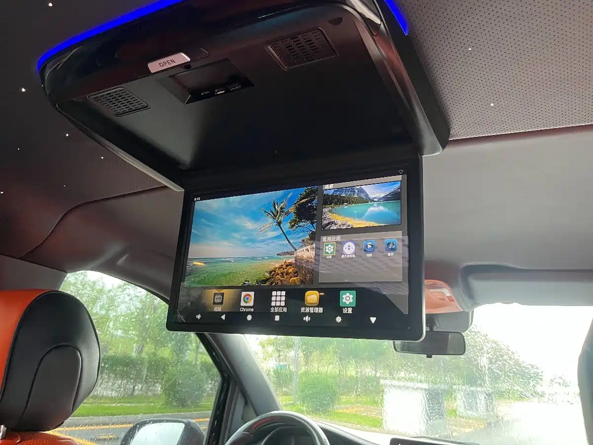 Mercedes-Benz Vito 2023 2.0T Elite 7-Seater фото 23