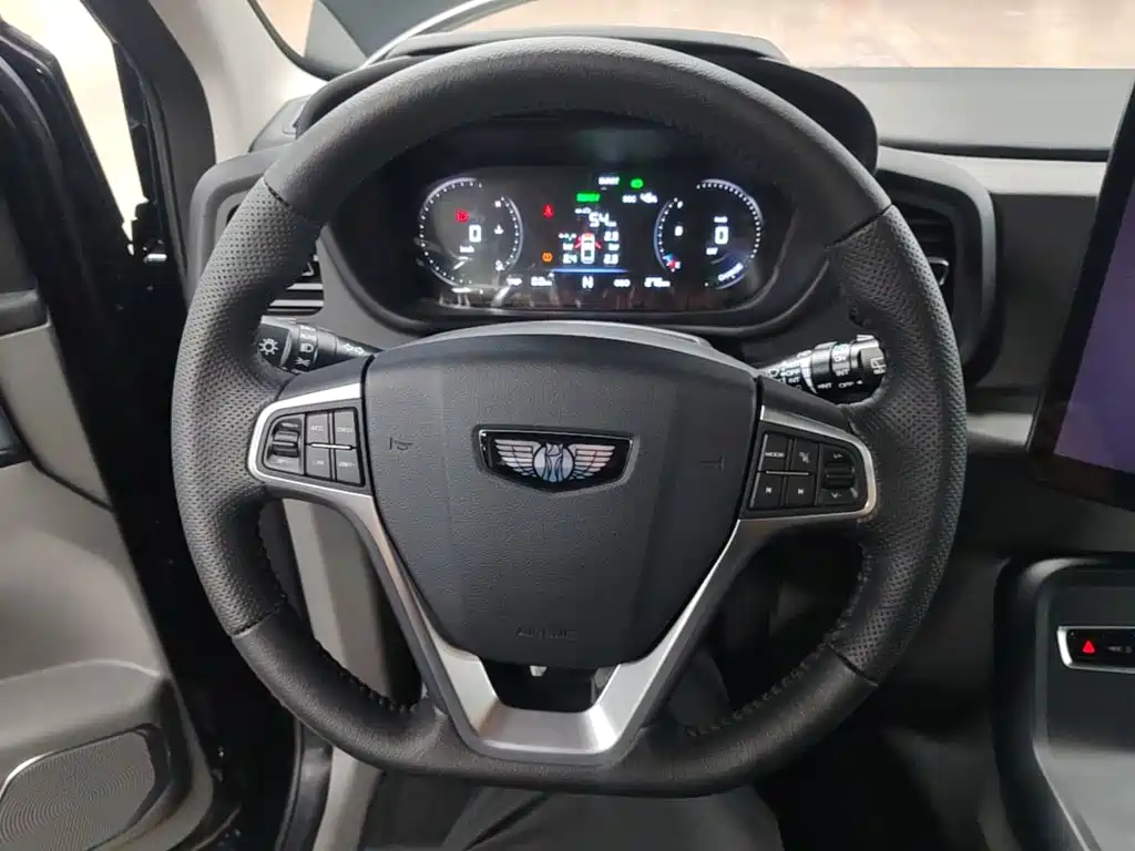 LEVC TX 2024 2023 TX5 Extended Range Travel Edition