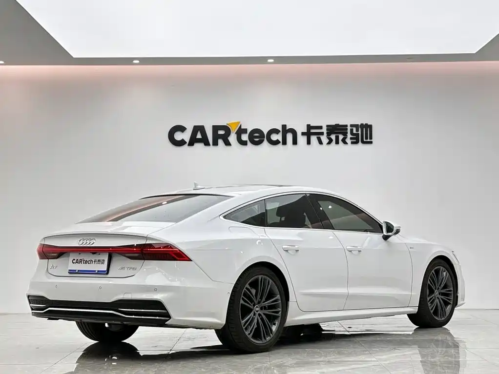 Audi A7 2024 2023 Model 45 TFSI Premium Selection Edition