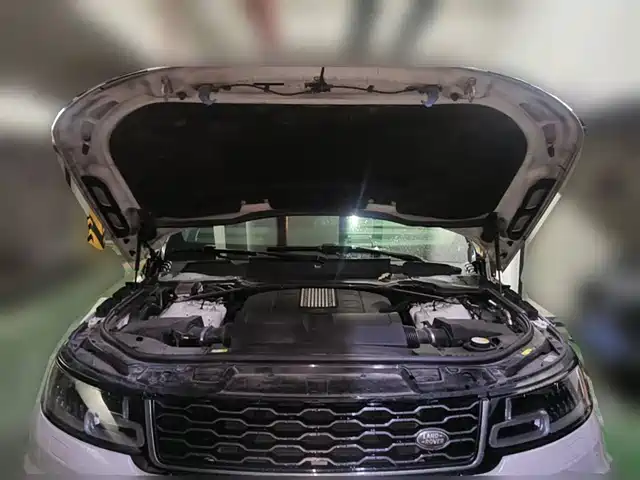Land Rover Range Rover Sport 2018 3.0 SC V6 HSE DYNAMIC — фото 3