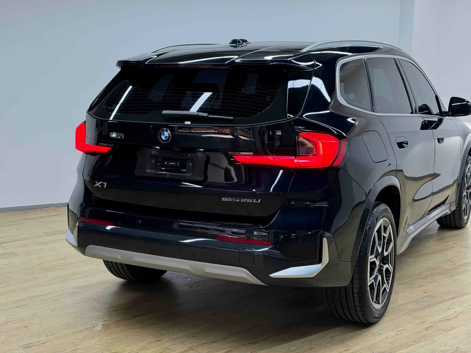 Фото 31 - BMW X1