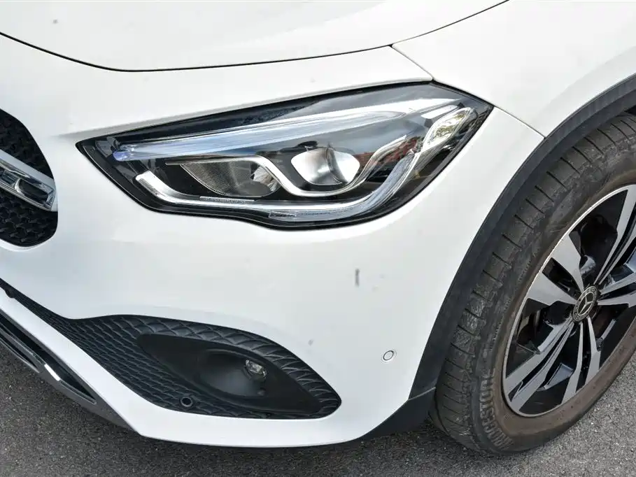 Mercedes-Benz GLA, миниатюра 5