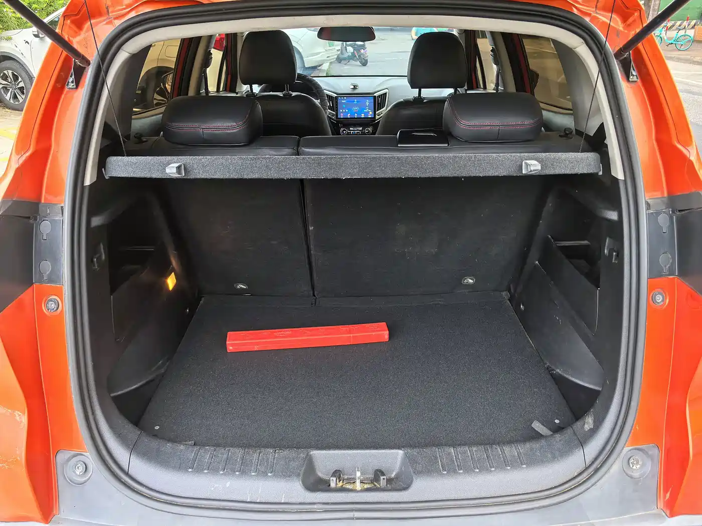 Фото 8 - Changan CS15
