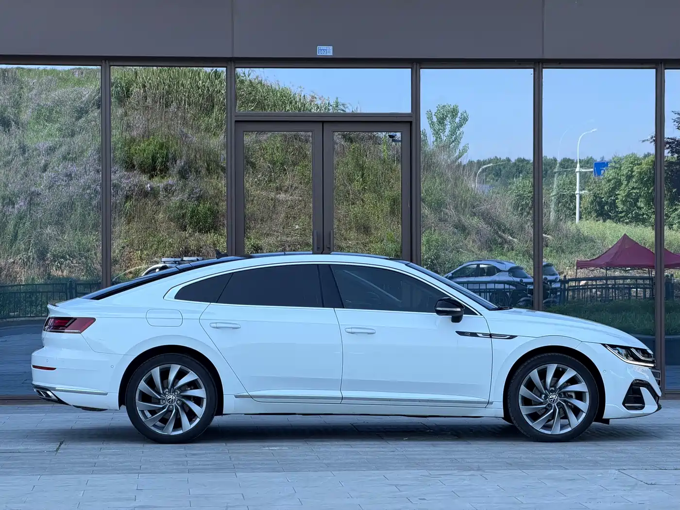 Volkswagen FAW-Volkswagen CC 2023 380TSI Brilliant Edition фото 5