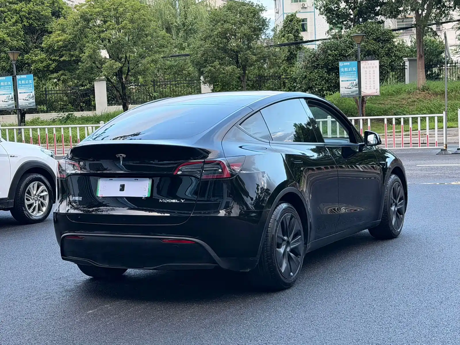 Фото 5 - Tesla Model Y