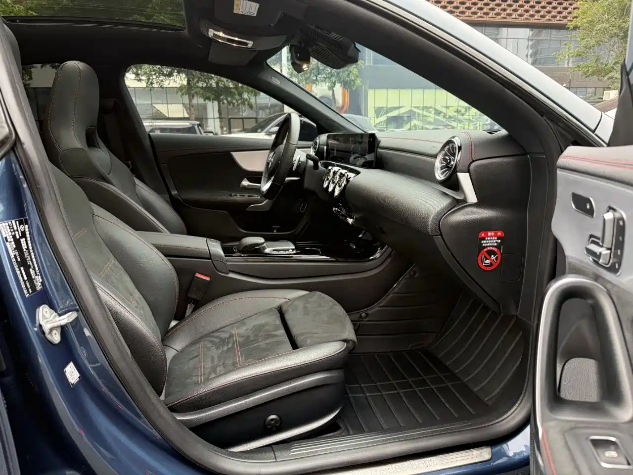 Mercedes-Benz CLA (Import) 2021 CLA 200 4MATIC фото 13