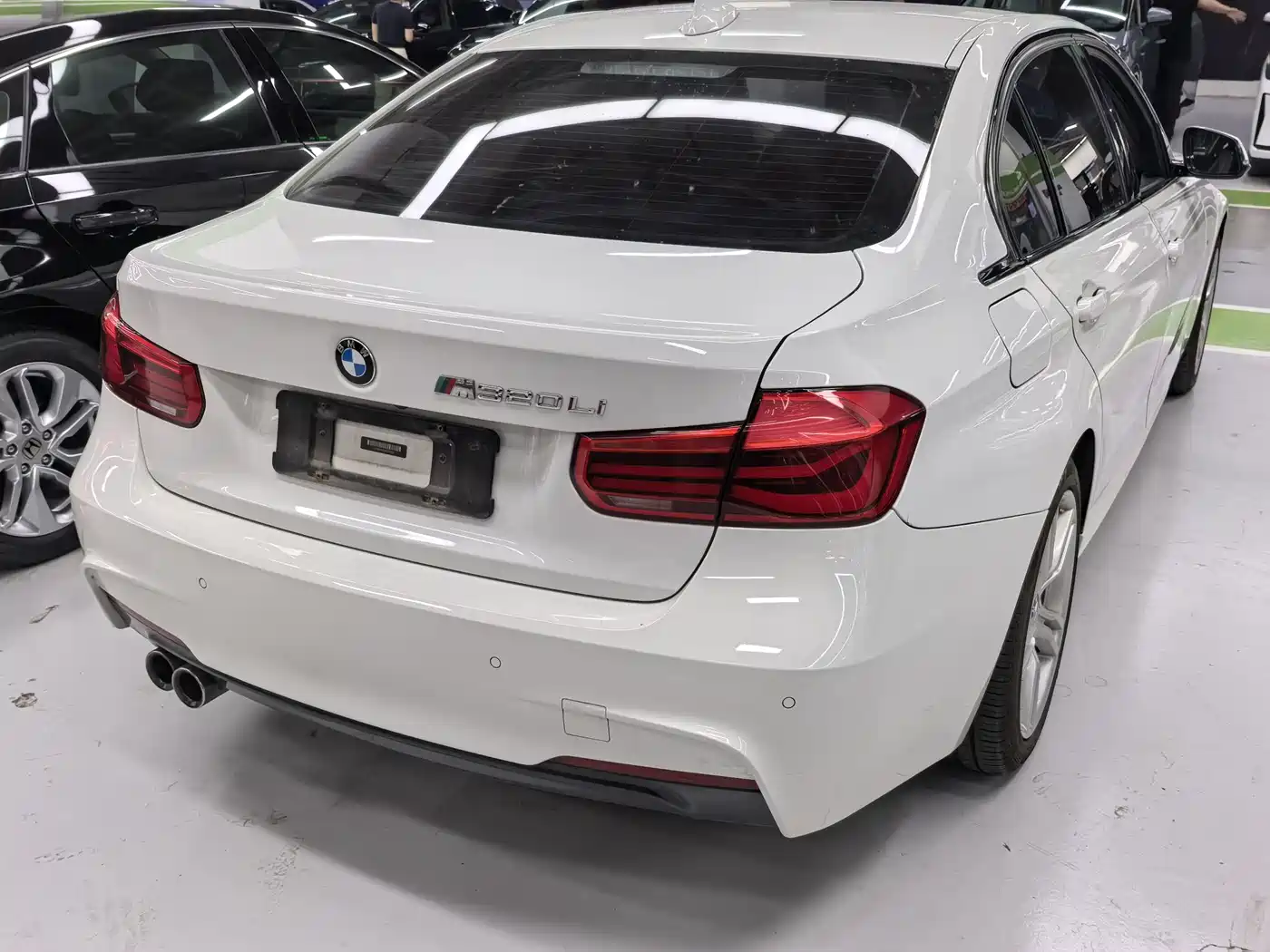 BMW 3 Series 2018 320Li Leading M Sport Package фото 12