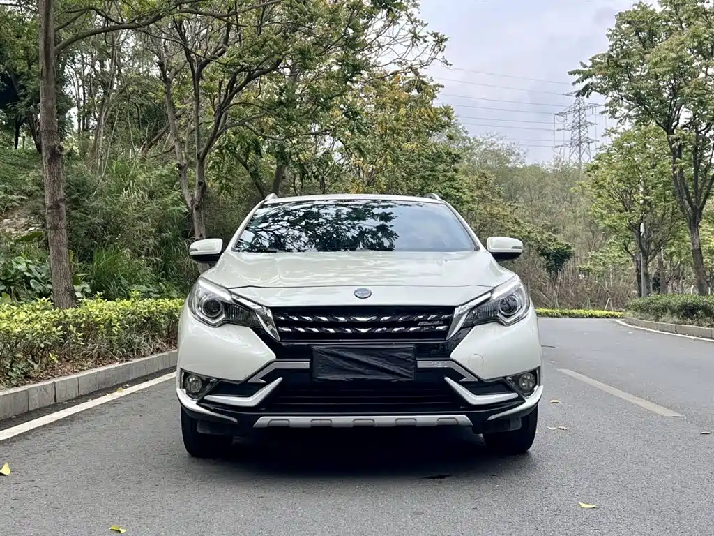 Venucia T90 2017 2017 2.0L CVT Smart Edition