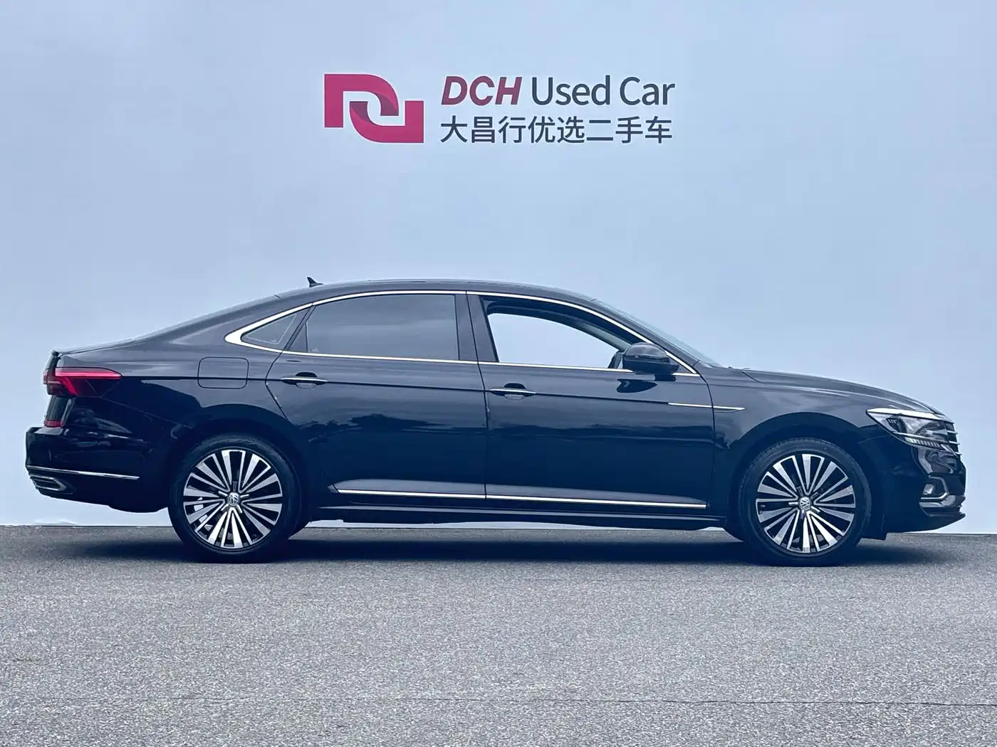 Photo 3 - Volkswagen Passat
