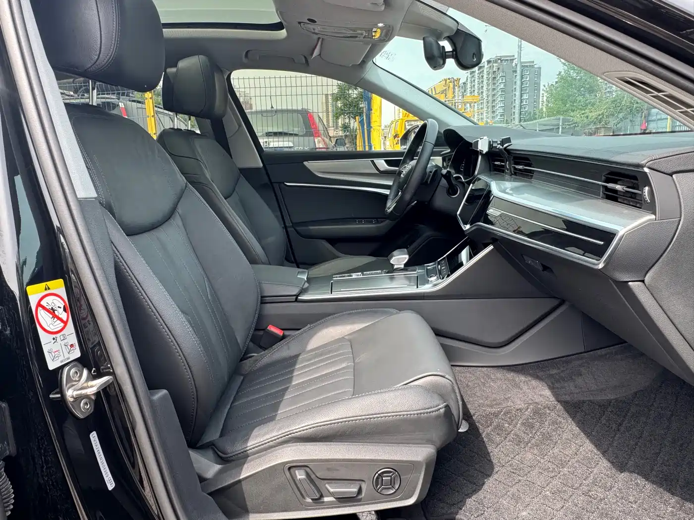 Audi A6L 2022 45 TFSI Premium Elegance фото 14