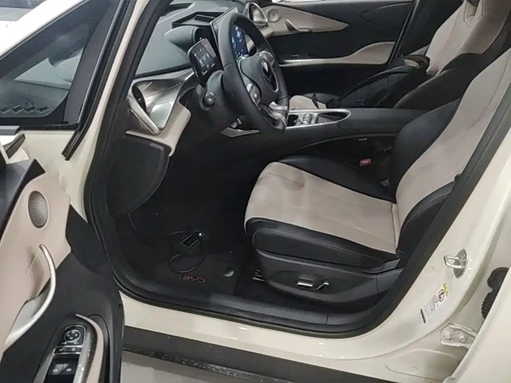 BYD Dolphin 2026 2025 420km Freedom Edition