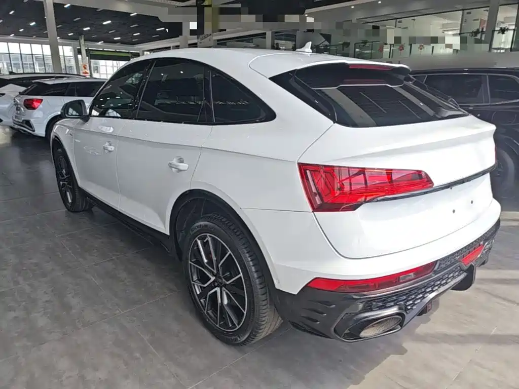 2024 Audi Q5L Sportback