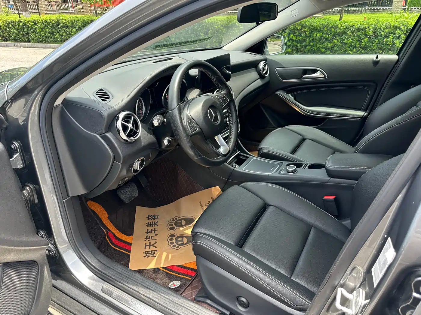 Фото 4 - Mercedes-Benz GLA