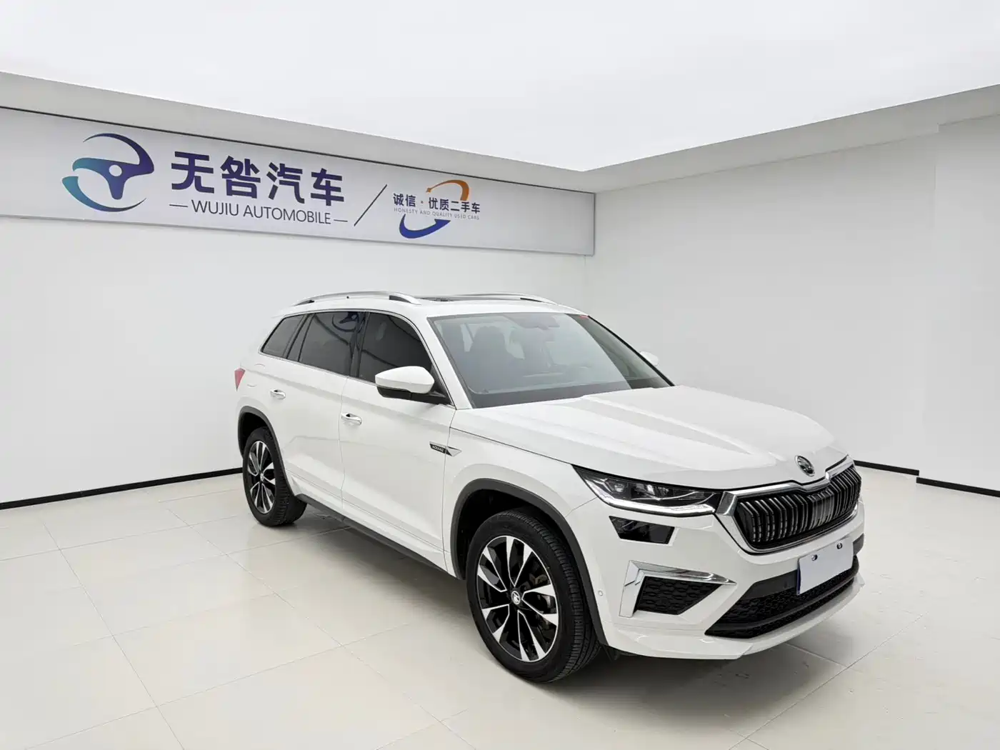 Škoda Kodiaq 2022 TSI330 7-Seater FWD Luxury Edition фото 3