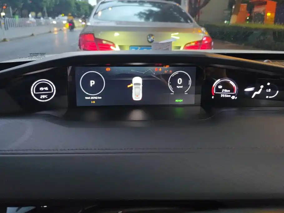 Changan UNI-V iDD 2023 2023 Smart Electric iDD 1.5T 113km Smart Fun Type (Rapid Edition)