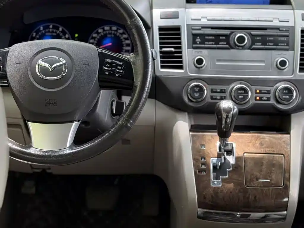 Mazda 8 2011 2011 2.3L Ultimate