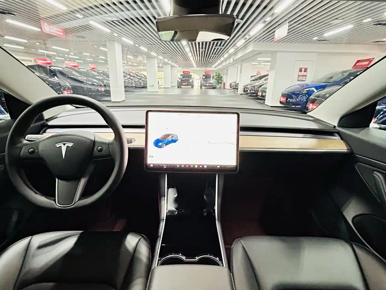 TESLA MODEL 3