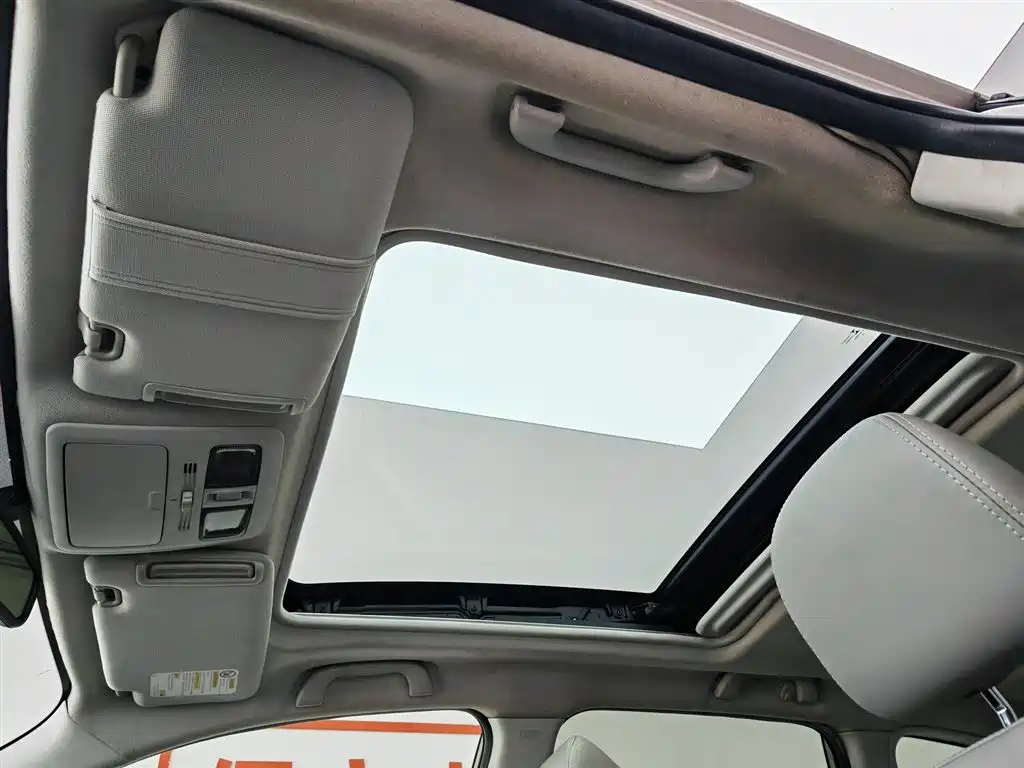 Subaru Forester 2013 2.5i Automatic Premium Edition фото 14