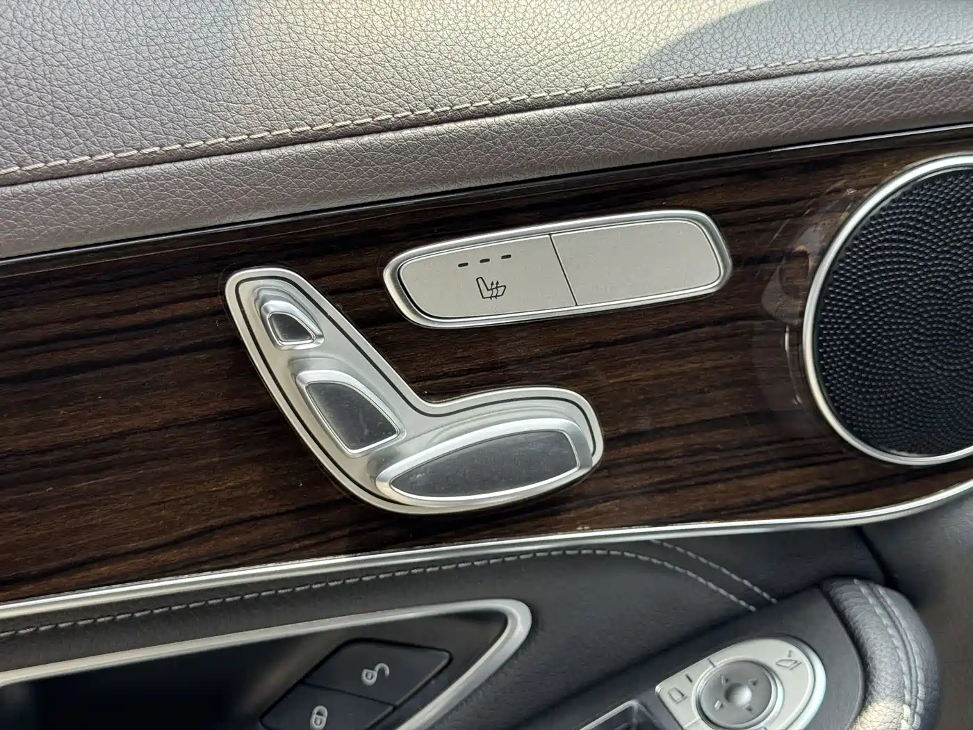 Mercedes-Benz GLC 2019 GLC 260 4MATIC Dynamic фото 18