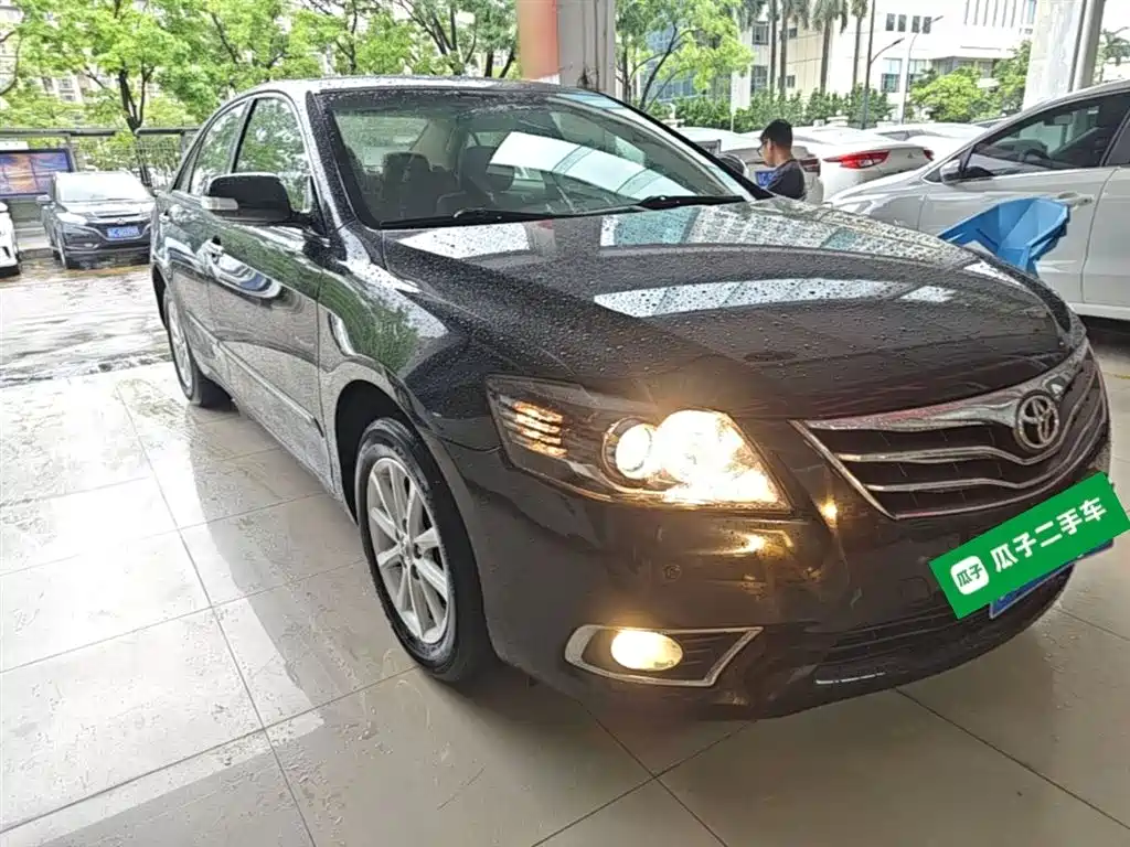 Toyota Camry 2013 200E Classic Elite Edition фото 4
