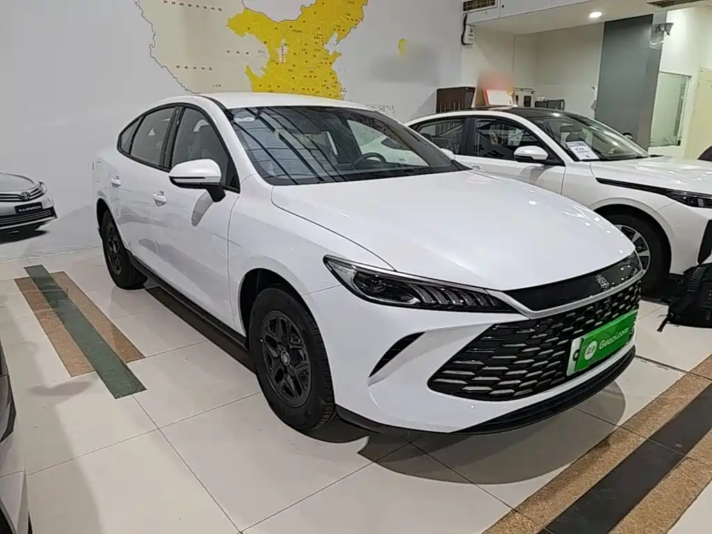 BYD Qin PLUS 2026 2026 DM-i Smart Edition 128KM Progressive