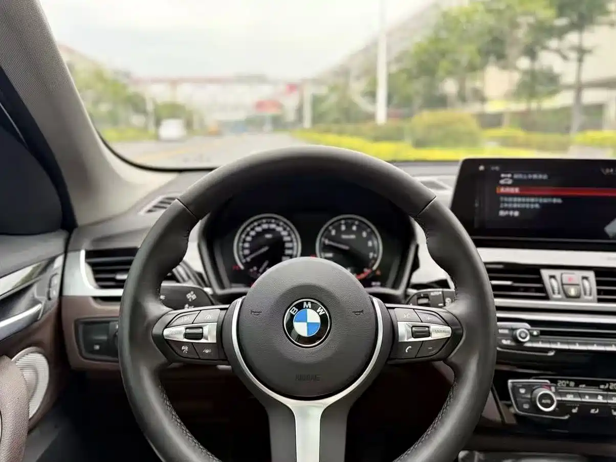 BMW X1 2021 Facelift sDrive25Li Leading фото 9