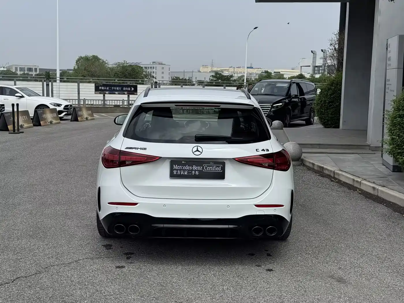 Mercedes-Benz C-Class AMG 2024 Facelift AMG C 43 4MATIC Wagon Special Edition фото 9