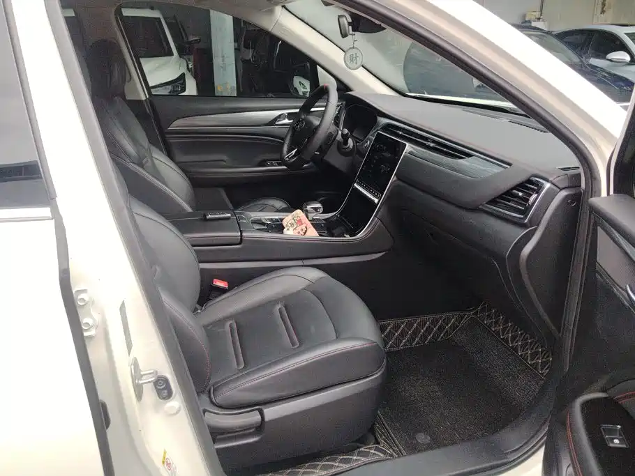 GAC Trumpchi Trumpchi GS4 PLUS 2022 2021 270T Automatic Starlight Edition