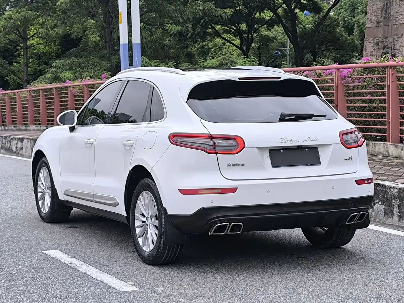 Zotye SR9 2017 2017 2.0T Auto Ultimate Dream Edition