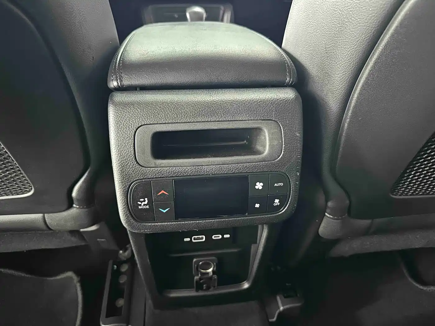 JEEP GRAND COMMANDER