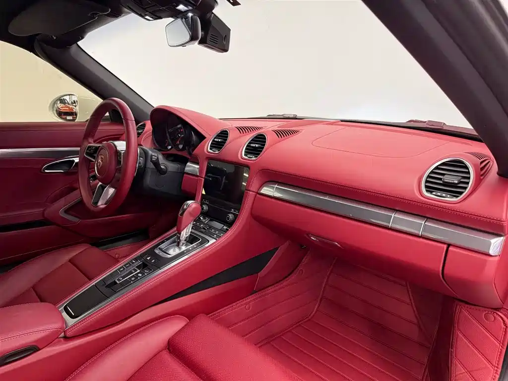 Porsche 718 2023 Boxster Style Edition 2.0T фото 9