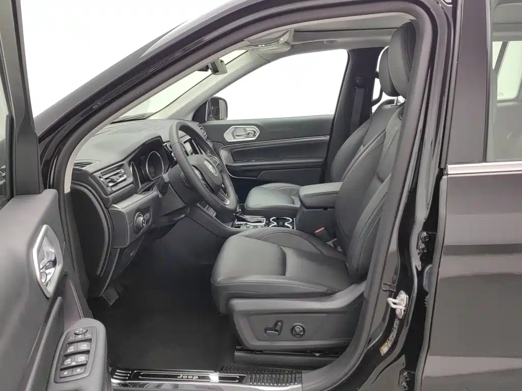 Jeep Grand Commander 2022 2022 Model 2.0T 2WD Elite Edition