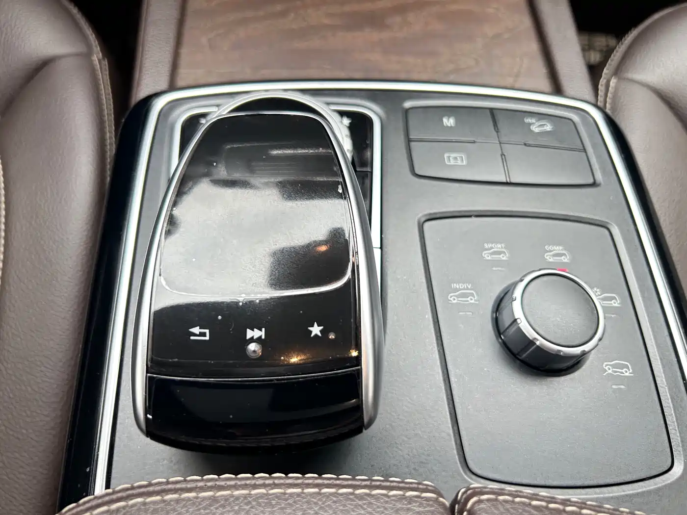 Mercedes-Benz GLE 2016 GLE 320 4MATIC Luxury фото 11