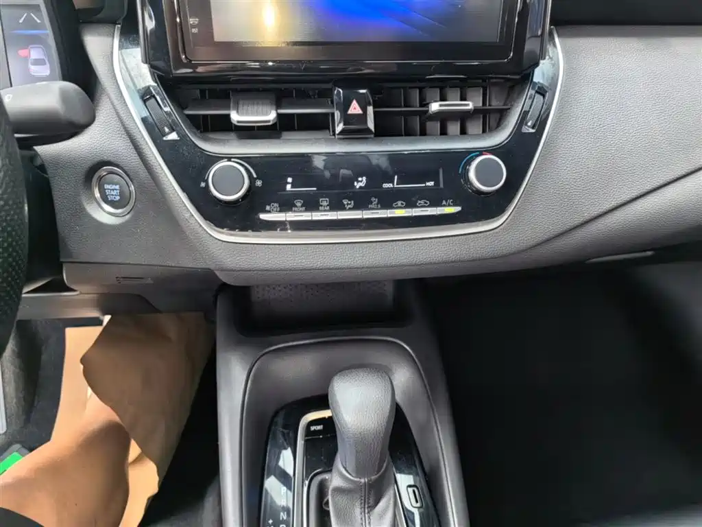 Toyota Levin 2022 185T CVT Luxury Edition фото 13