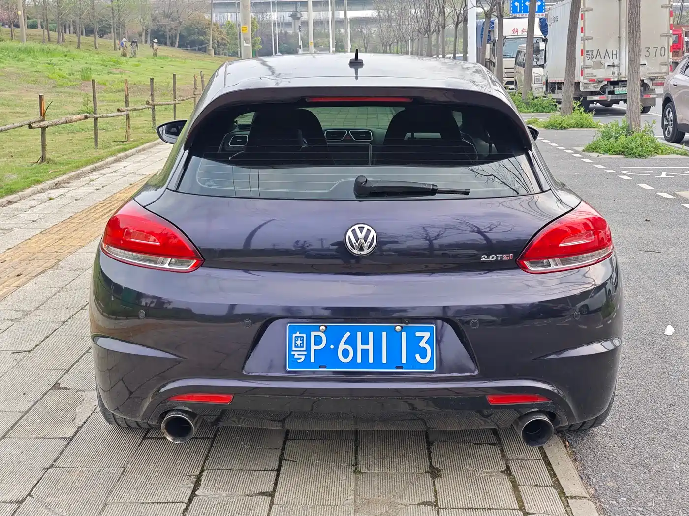 Volkswagen Scirocco 2010 2.0TSI Sport Edition фото 8