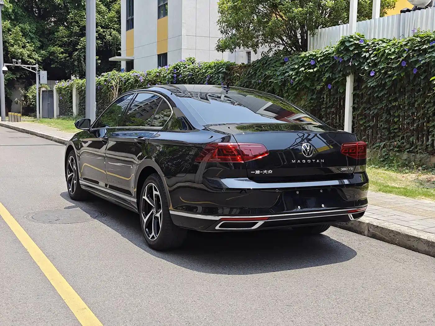 VOLKSWAGEN MAGOTAN