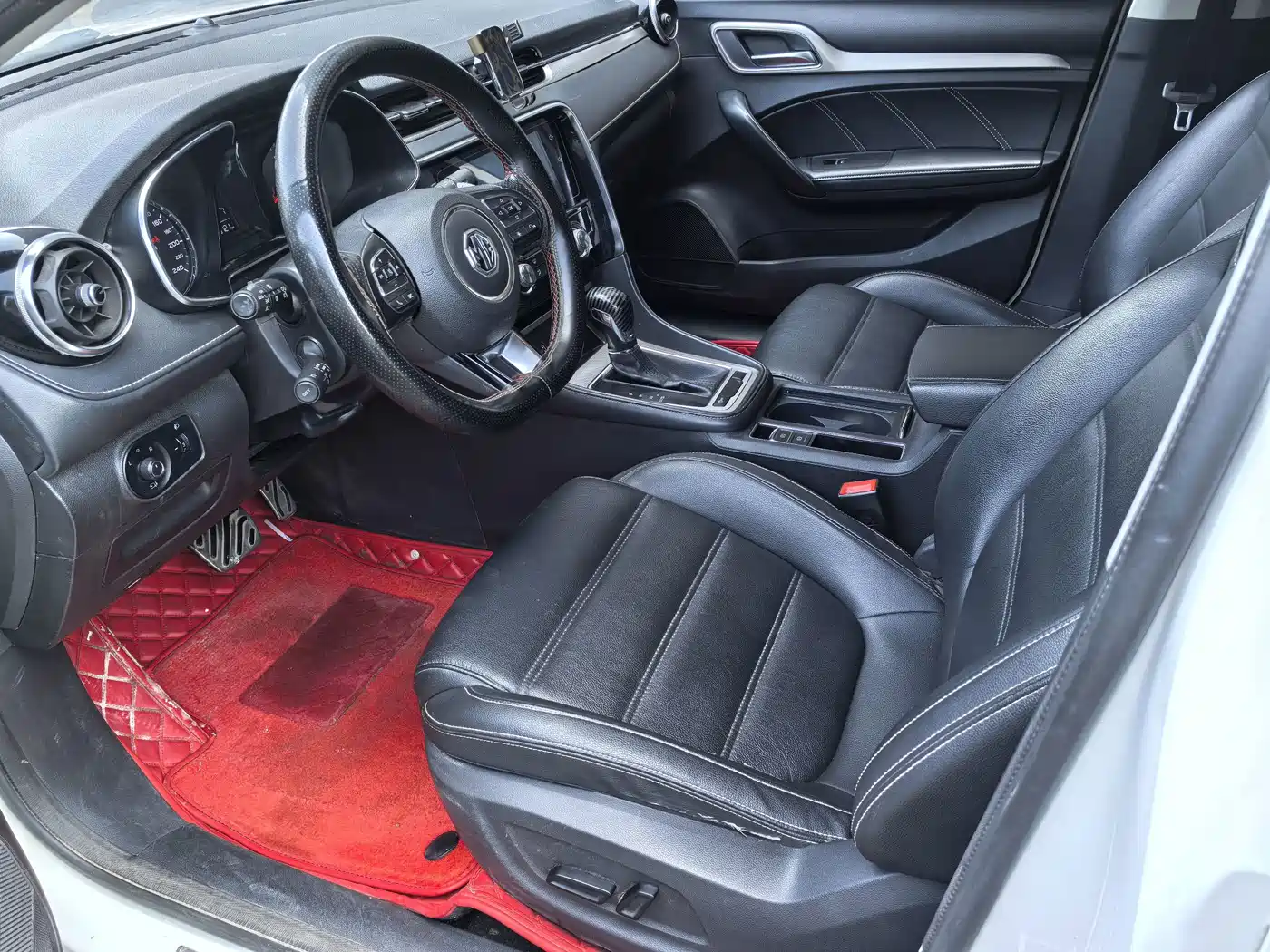 MG MG6 2018 2017 20T Automatic Luxury Smart Connect Version (China V)