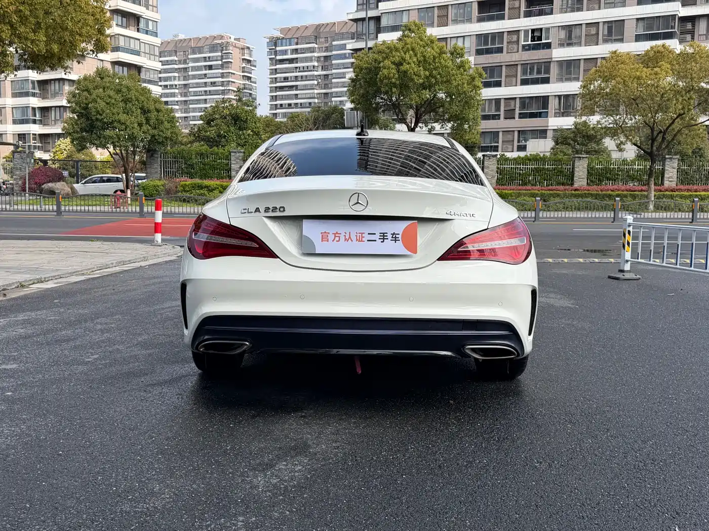 Mercedes-Benz CLA (Import) 2017 CLA 220 4MATIC фото 5