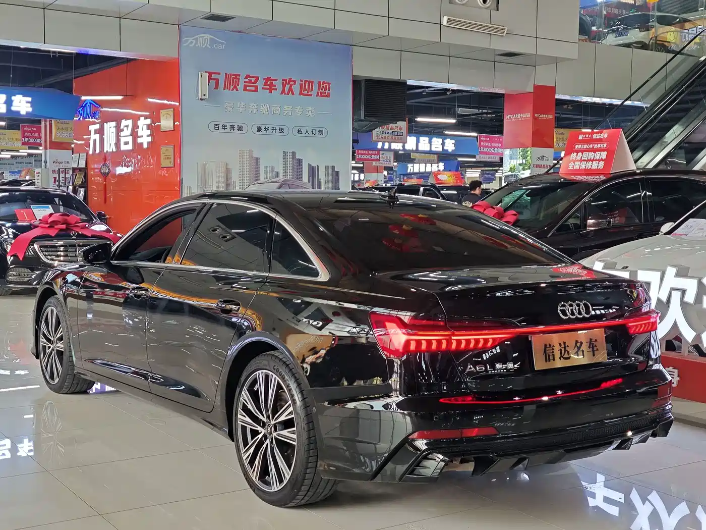 Фото 18 - Audi A6L