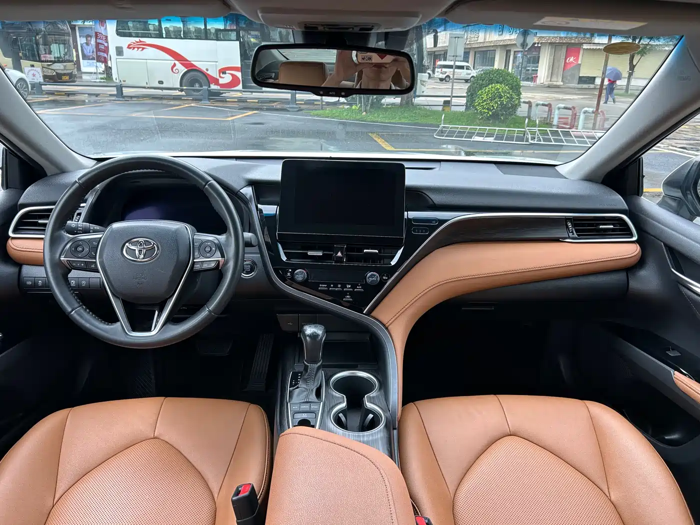 Toyota Camry 2021 2.5G Luxury Edition фото 12