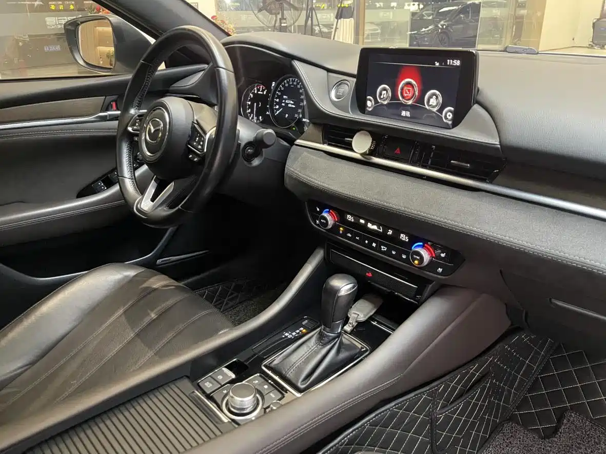Mazda Atenza 2021 Model 2.5L Blue Sky Premium Edition фото 26