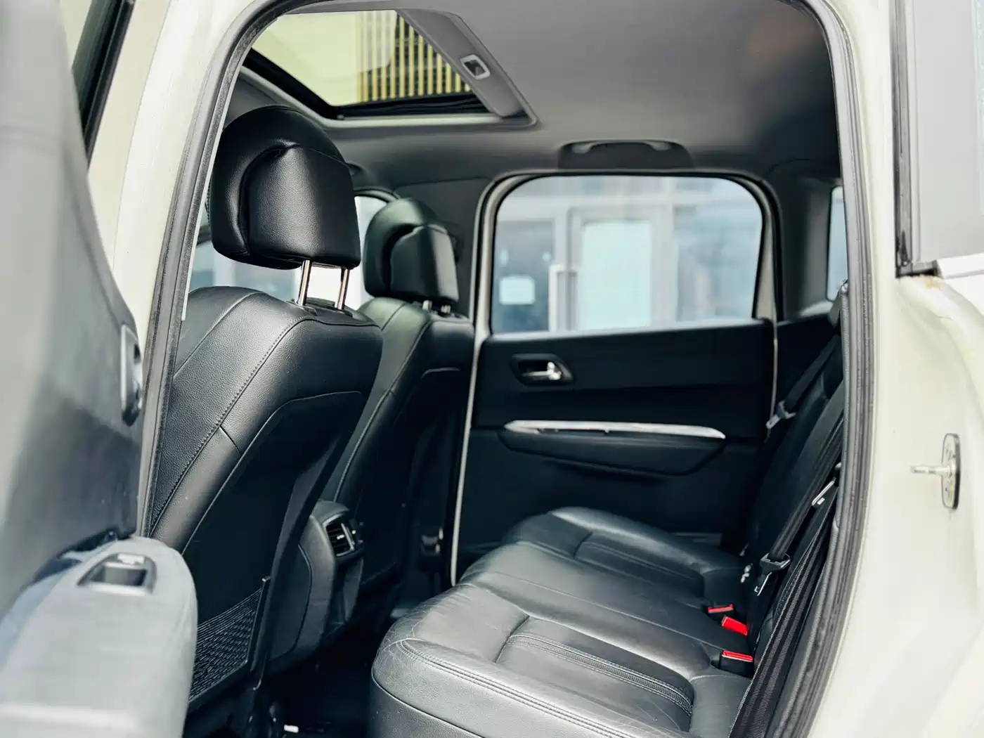 Peugeot 3008 2013 2.0L Automatic Trend Edition фото 12