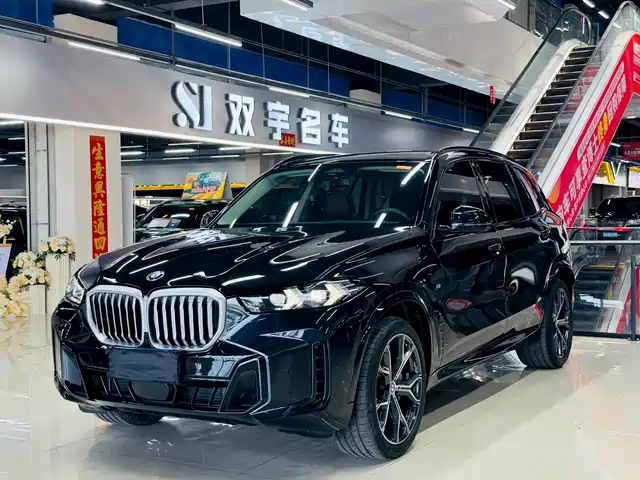 BMW X5 2023 xDrive 30Li Premium M Sport Black Night Package