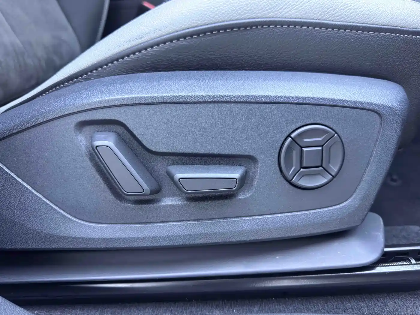 Audi Q3 2023 35 TFSI Fashion Dynamic (1.4T) фото 17