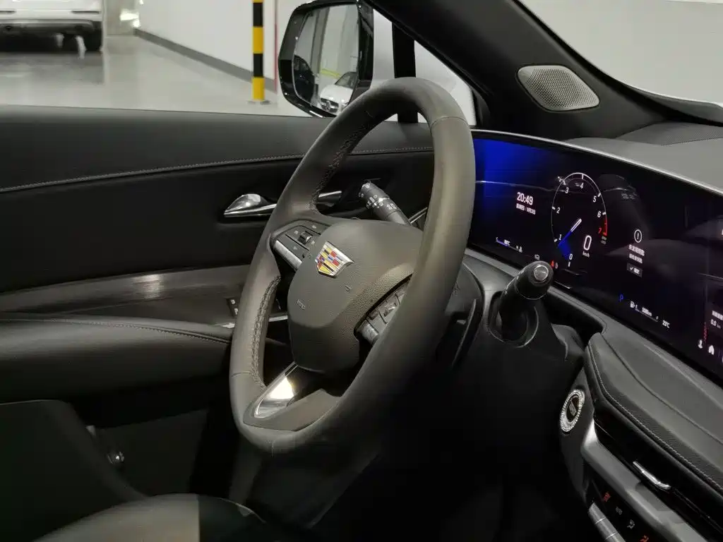 Cadillac XT4 2026 2024 Facelift 28T 2WD Luxury